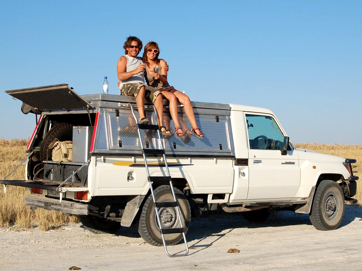 toyota-landcruiser-camper-2px