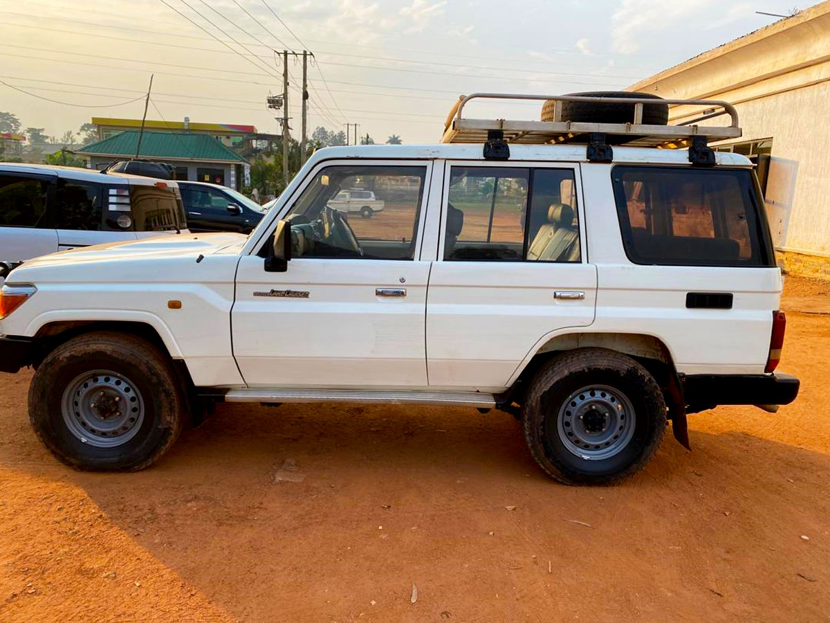 Land-Cruiser-LX-Hardtop-70-Series-for-self-drive-east-africa Land-Cruiser-LX-Hardtop-70-Series-for-self-drive-east-africa