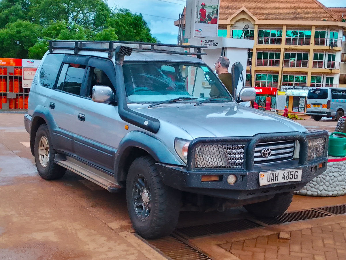 self-drive-uganda-car-rentals-east-africa self-drive-uganda-car-rentals-east-africa
